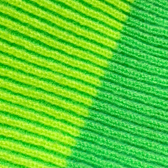 WISPR By Brodie Cotton Silk Blend Sweater Neon Yarn Crew Neck Size M - Picture 7 of 9